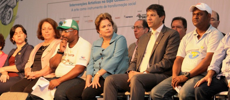 insea-dilma_no_natal_dos_catadores